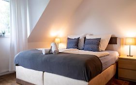 Helles Appartement mit eigenem Stellplatz